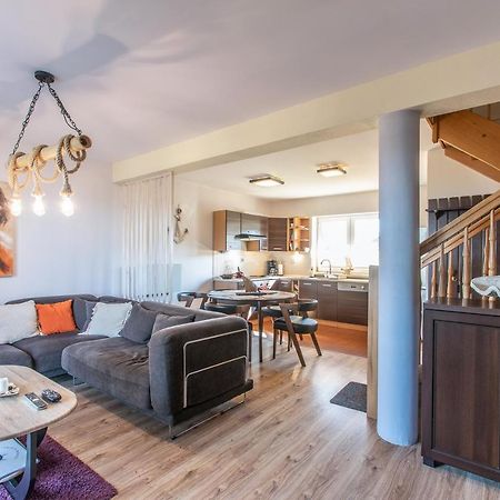Apartament Z Widokiem Na Morze "U Grazyny" Jarosławiec Exteriör bild